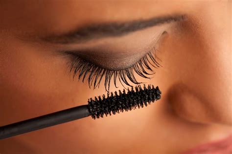 short eyelash mascara